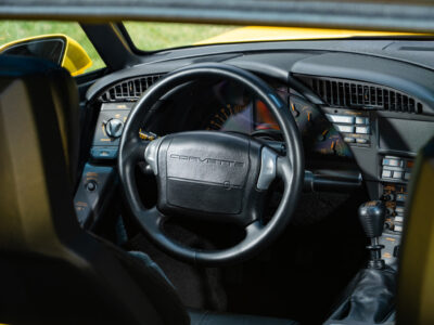 655-Mile 1991 Chevrolet Corvette ZR1 Photo Gallery — Photo 175