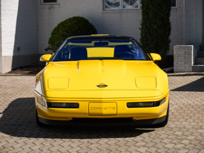 655-Mile 1991 Chevrolet Corvette ZR1 Photo Gallery — Photo 10