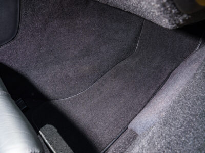 655-Mile 1991 Chevrolet Corvette ZR1 Photo Gallery — Photo 198