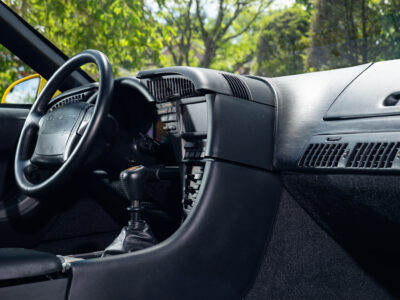 655-Mile 1991 Chevrolet Corvette ZR1 Photo Gallery — Photo 200