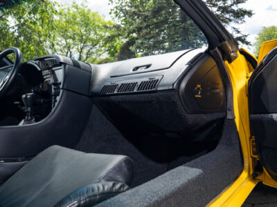 655-Mile 1991 Chevrolet Corvette ZR1 Photo Gallery — Photo 202