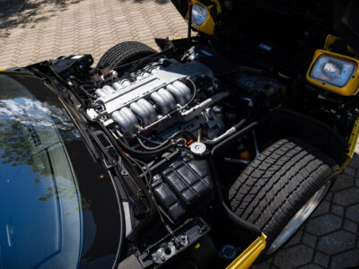 655-Mile 1991 Chevrolet Corvette ZR1 Photo Gallery — Photo 214