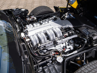 655-Mile 1991 Chevrolet Corvette ZR1 Photo Gallery — Photo 215