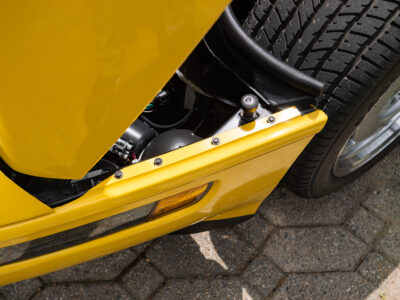 655-Mile 1991 Chevrolet Corvette ZR1 Photo Gallery — Photo 285
