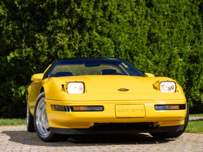 655-Mile 1991 Chevrolet Corvette ZR1 Photo Gallery — Photo 8