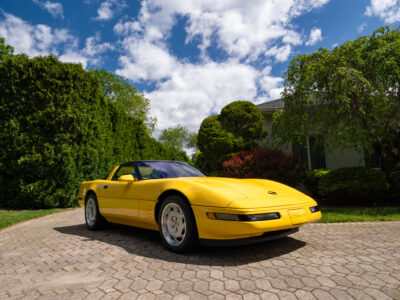 655-Mile 1991 Chevrolet Corvette ZR1 Photo Gallery — Photo 24