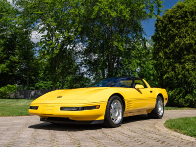 655-Mile 1991 Chevrolet Corvette ZR1 Photo Gallery — Photo 32