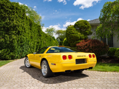 655-Mile 1991 Chevrolet Corvette ZR1 Photo Gallery — Photo 26