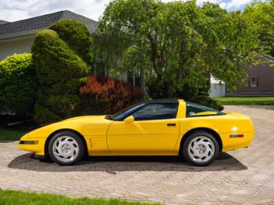 655-Mile 1991 Chevrolet Corvette ZR1 Photo Gallery — Photo 35