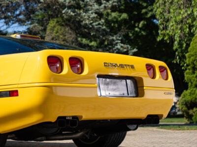 655-Mile 1991 Chevrolet Corvette ZR1 Photo Gallery — Photo 46