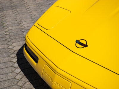 655-Mile 1991 Chevrolet Corvette ZR1 Photo Gallery — Photo 53