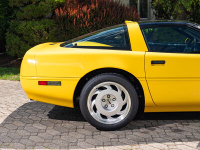 655-Mile 1991 Chevrolet Corvette ZR1 Photo Gallery — Photo 81
