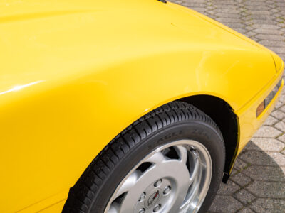 655-Mile 1991 Chevrolet Corvette ZR1 Photo Gallery — Photo 87