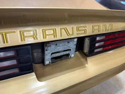 26K-Mile 1978 Pontiac Trans Am W72 400 4 Speed Photo Gallery — Photo 12