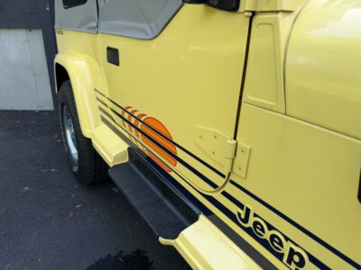 18K-Mile 1989 Jeep Wrangler Islander Photo Gallery — Photo 39