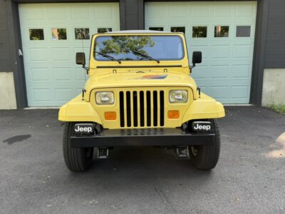 18K-Mile 1989 Jeep Wrangler Islander Photo Gallery — Photo 23