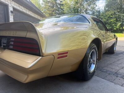 26K-Mile 1978 Pontiac Trans Am W72 400 4 Speed Photo Gallery — Photo 13