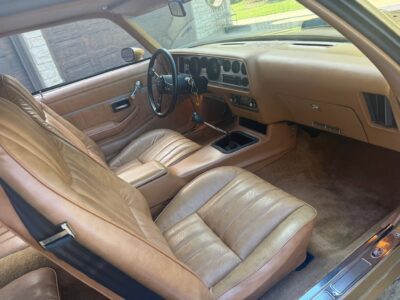 26K-Mile 1978 Pontiac Trans Am W72 400 4 Speed Photo Gallery — Photo 22