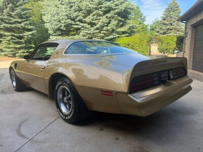26K-Mile 1978 Pontiac Trans Am W72 400 4 Speed Photo Gallery — Photo 5