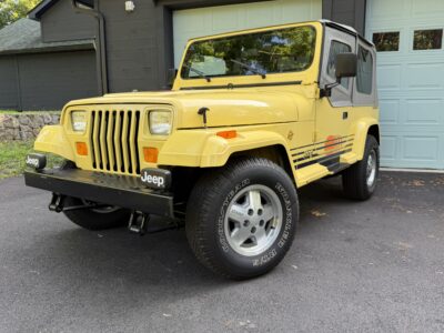 18K-Mile 1989 Jeep Wrangler Islander Photo Gallery — Photo 26