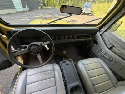 18K-Mile 1989 Jeep Wrangler Islander Photo Gallery — Photo 65