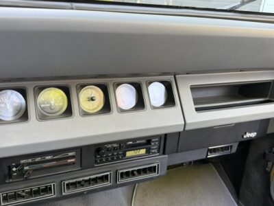 18K-Mile 1989 Jeep Wrangler Islander Photo Gallery — Photo 70