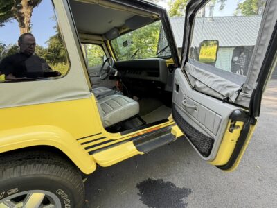 18K-Mile 1989 Jeep Wrangler Islander Photo Gallery — Photo 77