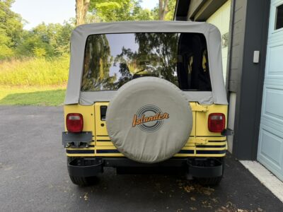 18K-Mile 1989 Jeep Wrangler Islander Photo Gallery — Photo 30