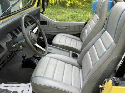 18K-Mile 1989 Jeep Wrangler Islander Photo Gallery — Photo 62