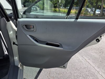 38K-Mile 2003 Mitsubishi Galant ES Photo Gallery — Photo 53