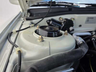 38K-Mile 2003 Mitsubishi Galant ES Photo Gallery — Photo 86