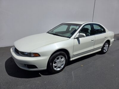 38K-Mile 2003 Mitsubishi Galant ES Photo Gallery — Photo 3