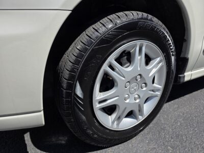 38K-Mile 2003 Mitsubishi Galant ES Photo Gallery — Photo 19