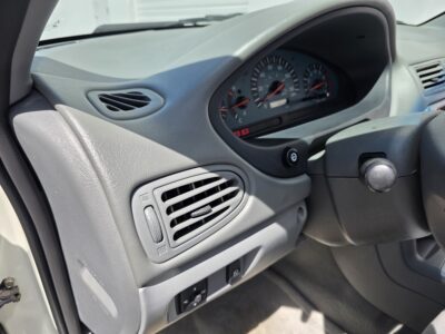 38K-Mile 2003 Mitsubishi Galant ES Photo Gallery — Photo 31