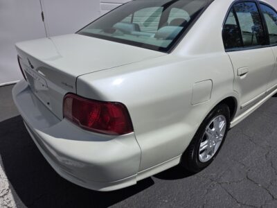 38K-Mile 2003 Mitsubishi Galant ES Photo Gallery — Photo 131