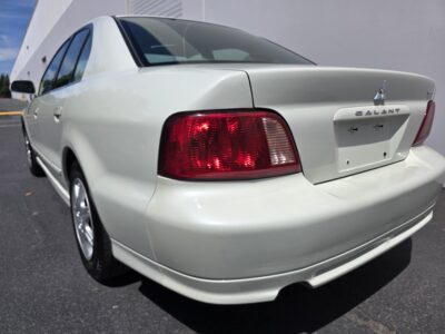38K-Mile 2003 Mitsubishi Galant ES Photo Gallery — Photo 117