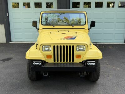 18K-Mile 1989 Jeep Wrangler Islander Photo Gallery — Photo 5