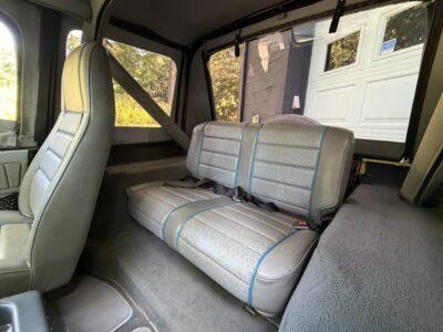 18K-Mile 1989 Jeep Wrangler Islander Photo Gallery — Photo 72