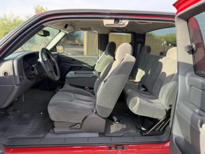 9K-Mile 2004 Chevrolet Silverado 2500HD LS 4X4 Photo Gallery — Photo 68