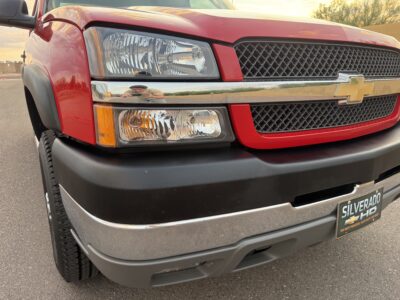 9K-Mile 2004 Chevrolet Silverado 2500HD LS 4X4 Photo Gallery — Photo 12