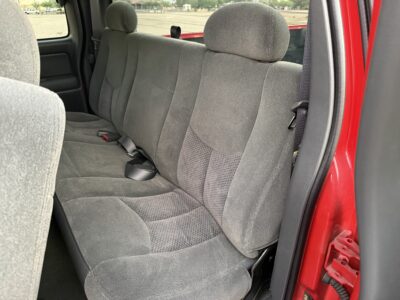 9K-Mile 2004 Chevrolet Silverado 2500HD LS 4X4 Photo Gallery — Photo 95