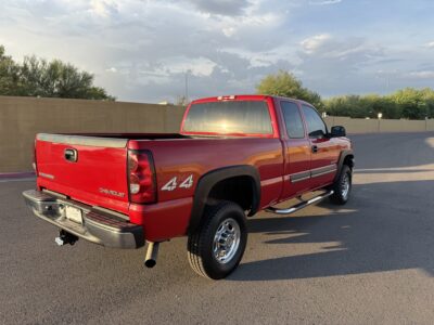 9K-Mile 2004 Chevrolet Silverado 2500HD LS 4X4 Photo Gallery — Photo 8