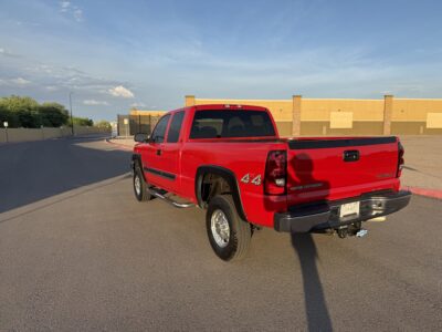 9K-Mile 2004 Chevrolet Silverado 2500HD LS 4X4 Photo Gallery — Photo 5