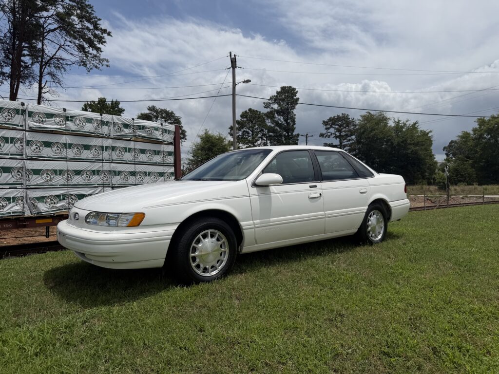 26K-Mile 1994 Ford Taurus LX