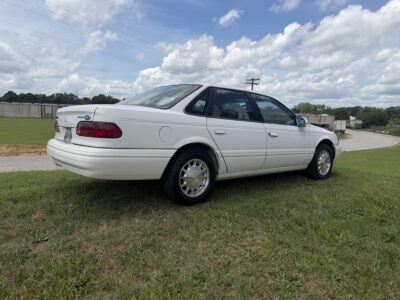 26K-Mile 1994 Ford Taurus LX Photo Gallery — Photo 6