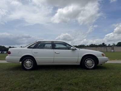 26K-Mile 1994 Ford Taurus LX Photo Gallery — Photo 7