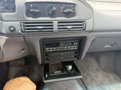 26K-Mile 1994 Ford Taurus LX Photo Gallery — Photo 35