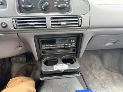 26K-Mile 1994 Ford Taurus LX Photo Gallery — Photo 36