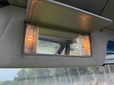 26K-Mile 1994 Ford Taurus LX Photo Gallery — Photo 40