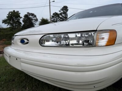 26K-Mile 1994 Ford Taurus LX Photo Gallery — Photo 12